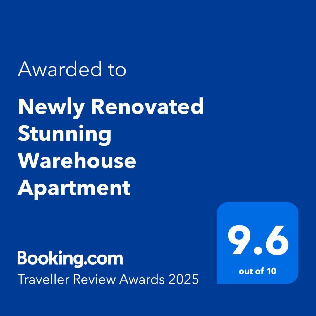 Newly Renovated Stunning Warehouse Apartment 본머스 외부 사진